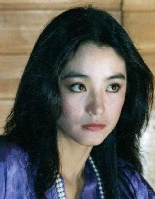 哪个明星没整过,她从未整形，却美得让人惊艳