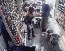 女小偷网红,从偷窃到爆红，她的逆袭之路