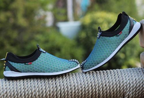 中高帮网红款网眼鞋子,中高帮网红款网眼鞋，时尚与舒适并存