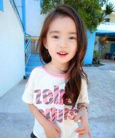 济南网红杨洋洋资料,从街头艺人到网络红人的蜕变之路